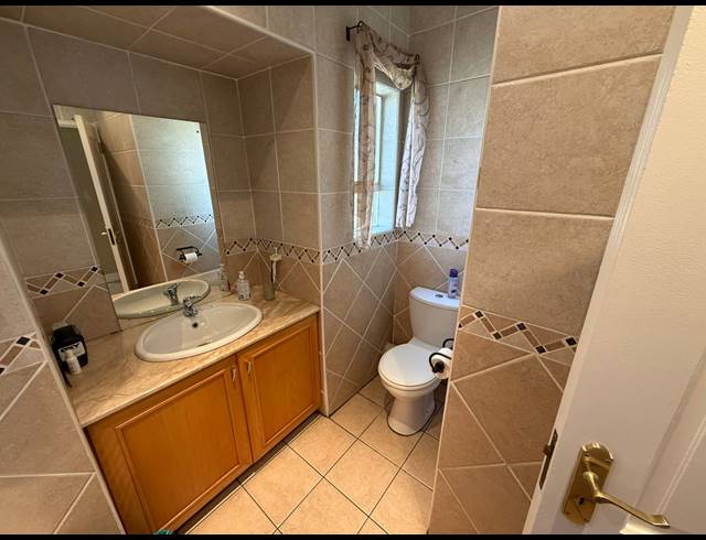 3 BEDROOM HOUSE TO LET IN VANDERBIJLPARK SE 4